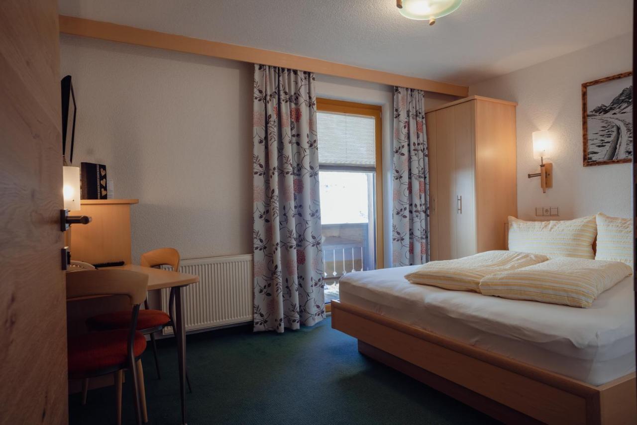 Hotel Beim Kathrein à Galtür Extérieur photo